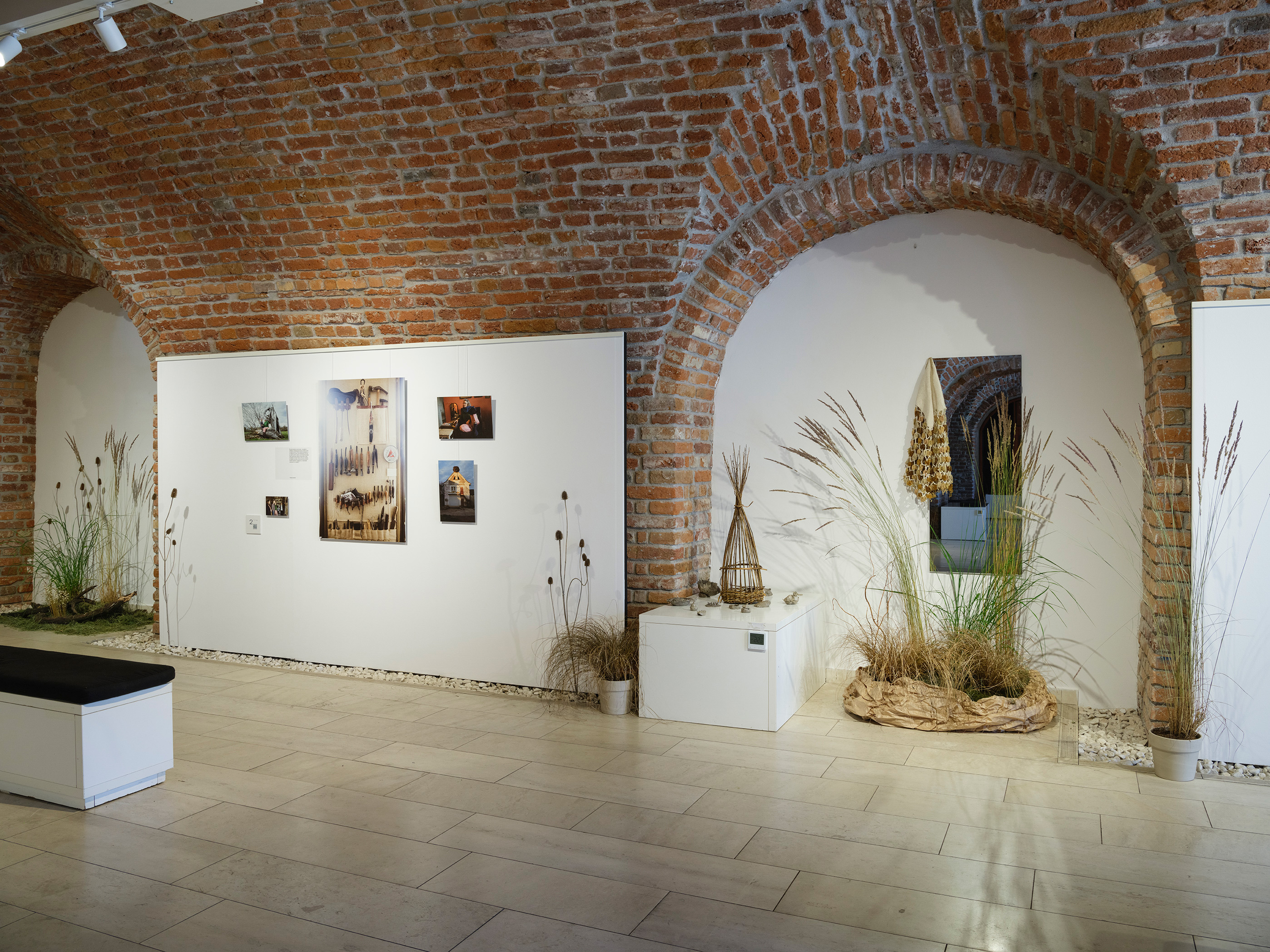 Design expoziție Cultural Catalysts la HEI Timișoara 